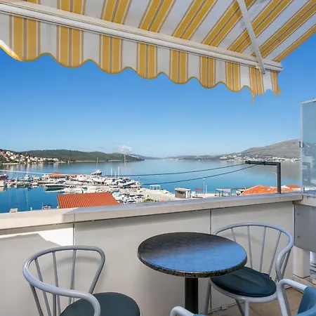 아파트 Seaside With A Swimming Pool Okrug Gornji, Ciovo - 11374 *