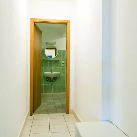 Seaside With A Swimming Pool Okrug Gornji, Ciovo - 11374 Appartement *