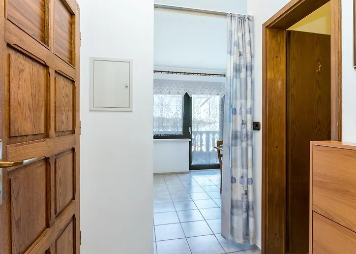 Seaside With A Swimming Pool Okrug Gornji, Ciovo - 11374 Apartment Trogir