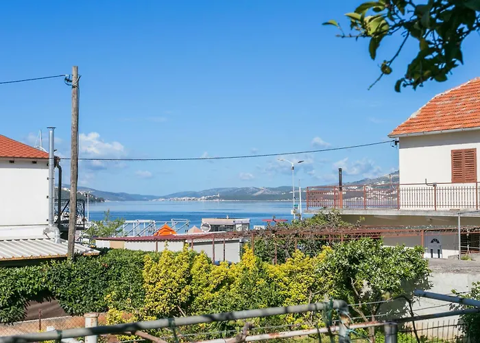Apartament Seaside With A Swimming Pool Okrug Gornji, Ciovo - 11374 Trogir